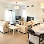 Korais Luxury 3br With Sea View